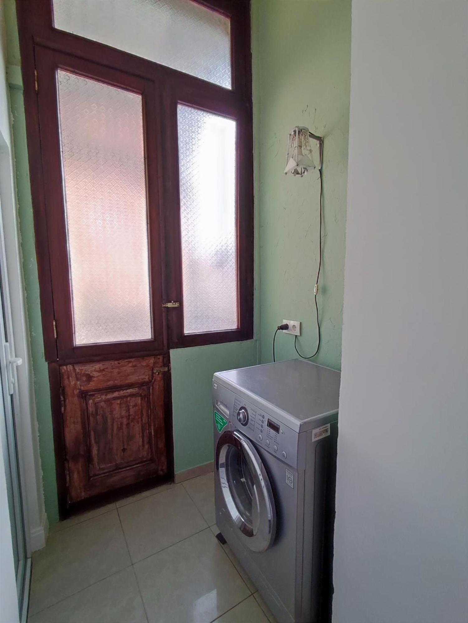 9 Doors Otel Tiflis Dış mekan fotoğraf