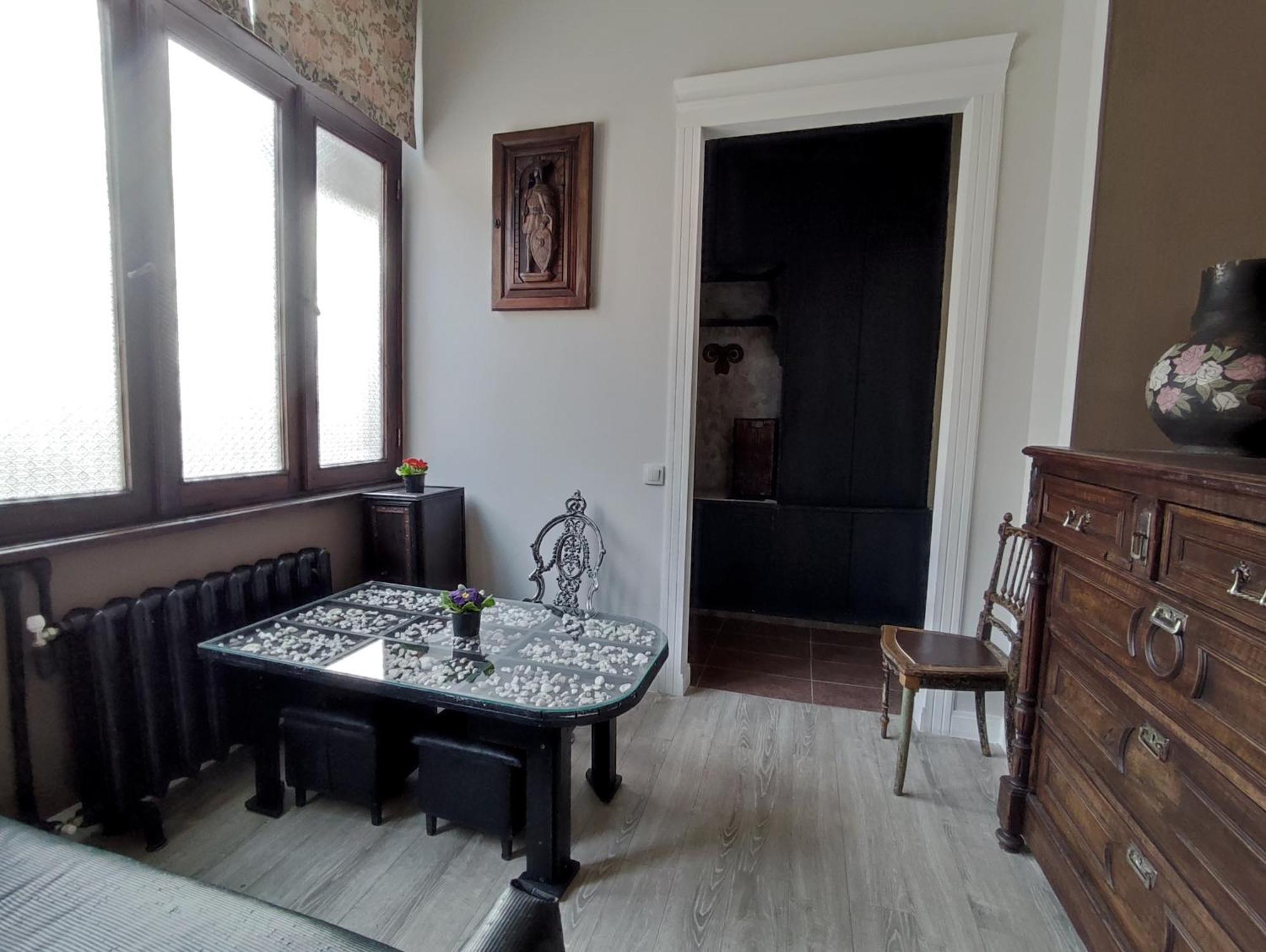 9 Doors Otel Tiflis Dış mekan fotoğraf