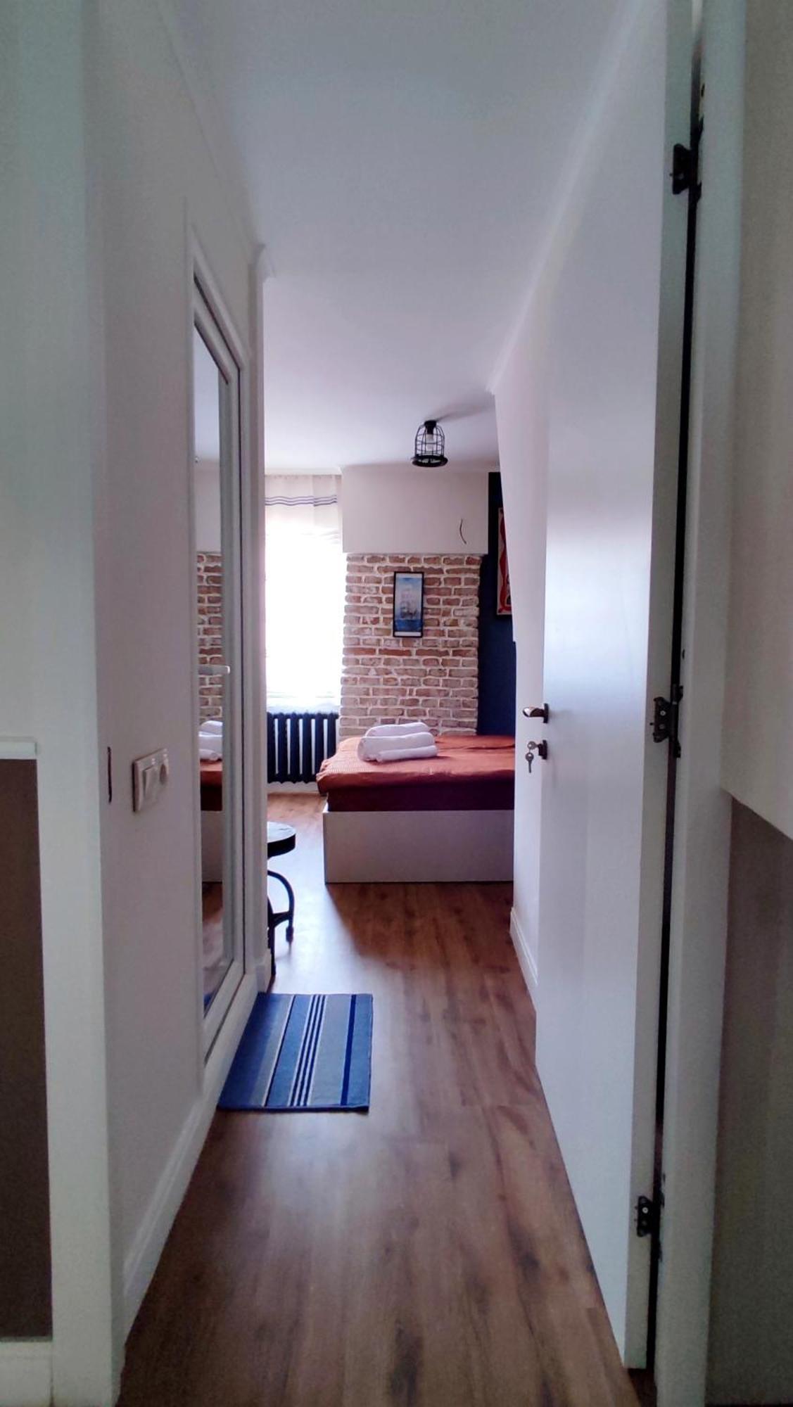 9 Doors Otel Tiflis Oda fotoğraf