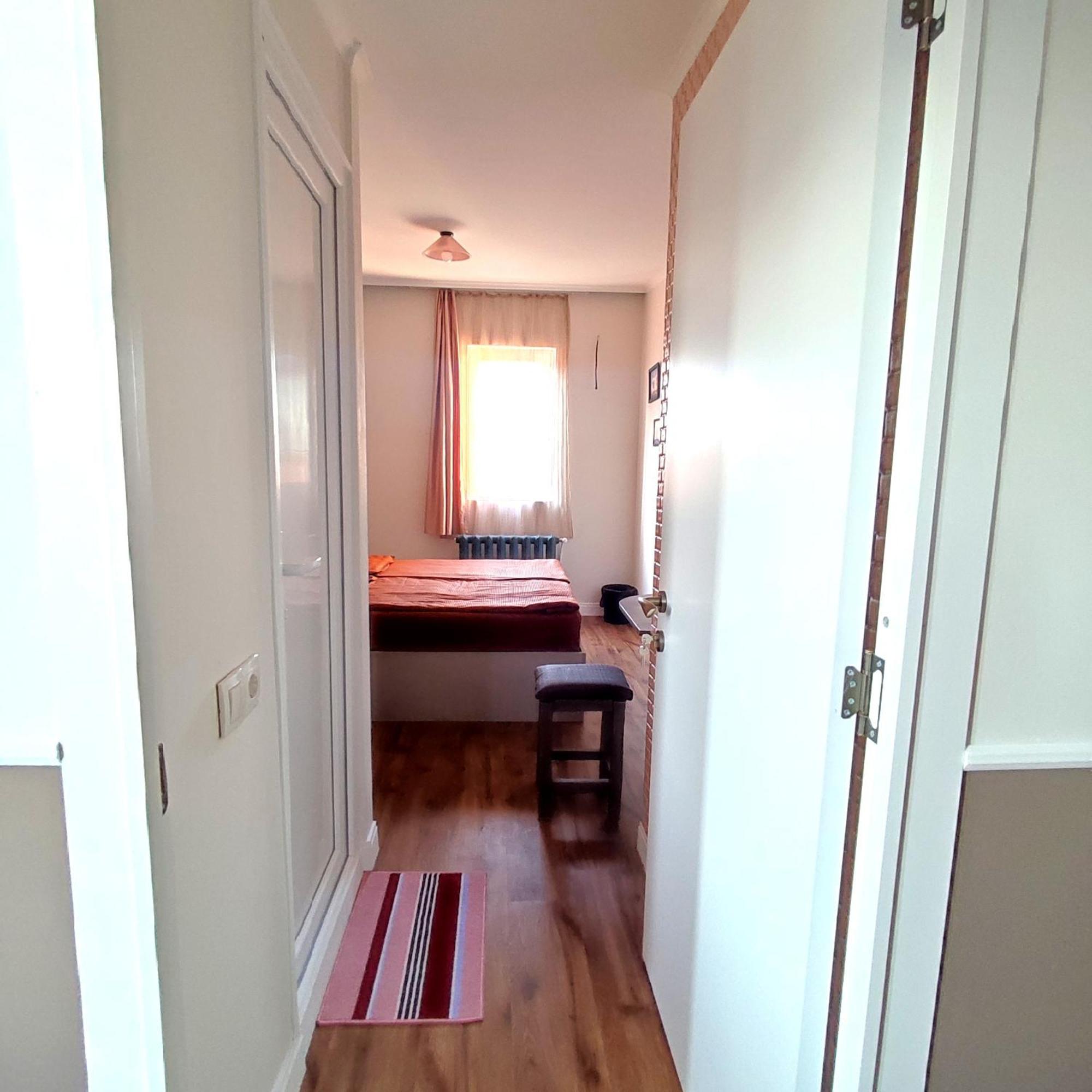 9 Doors Otel Tiflis Dış mekan fotoğraf